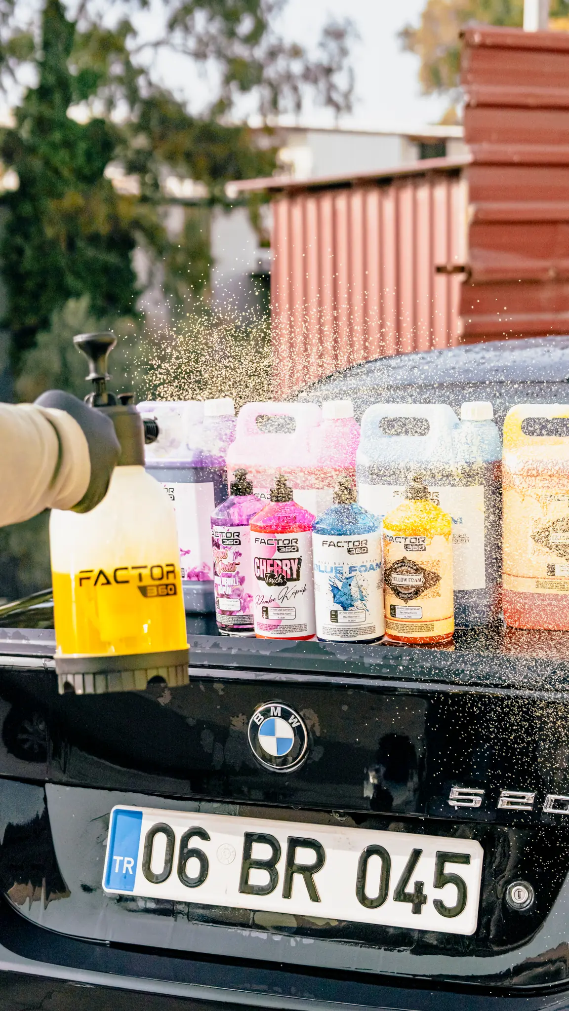 Factor360 Yellow Foam Sarı Renkli Oto Yıkama Köpüğü Oto Şampuan 1 L